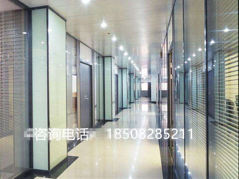 办公室百叶玻璃隔墙.jpg